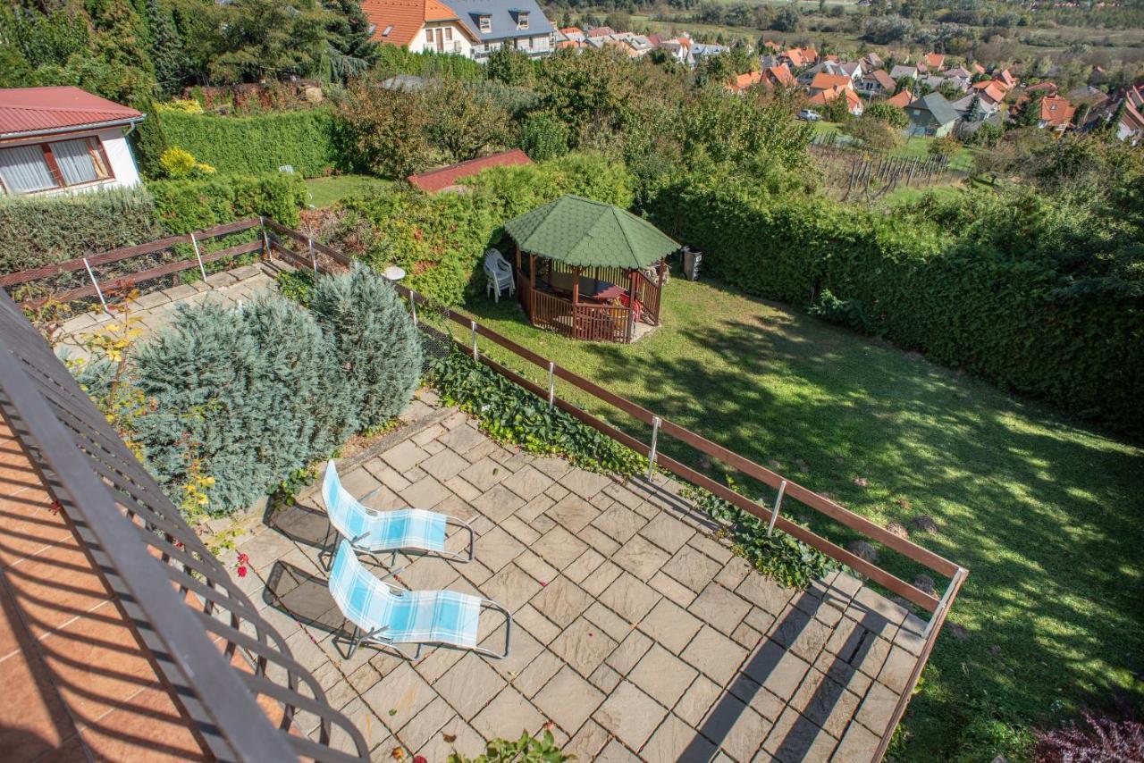 Flora Villa Hévíz Exteriör bild